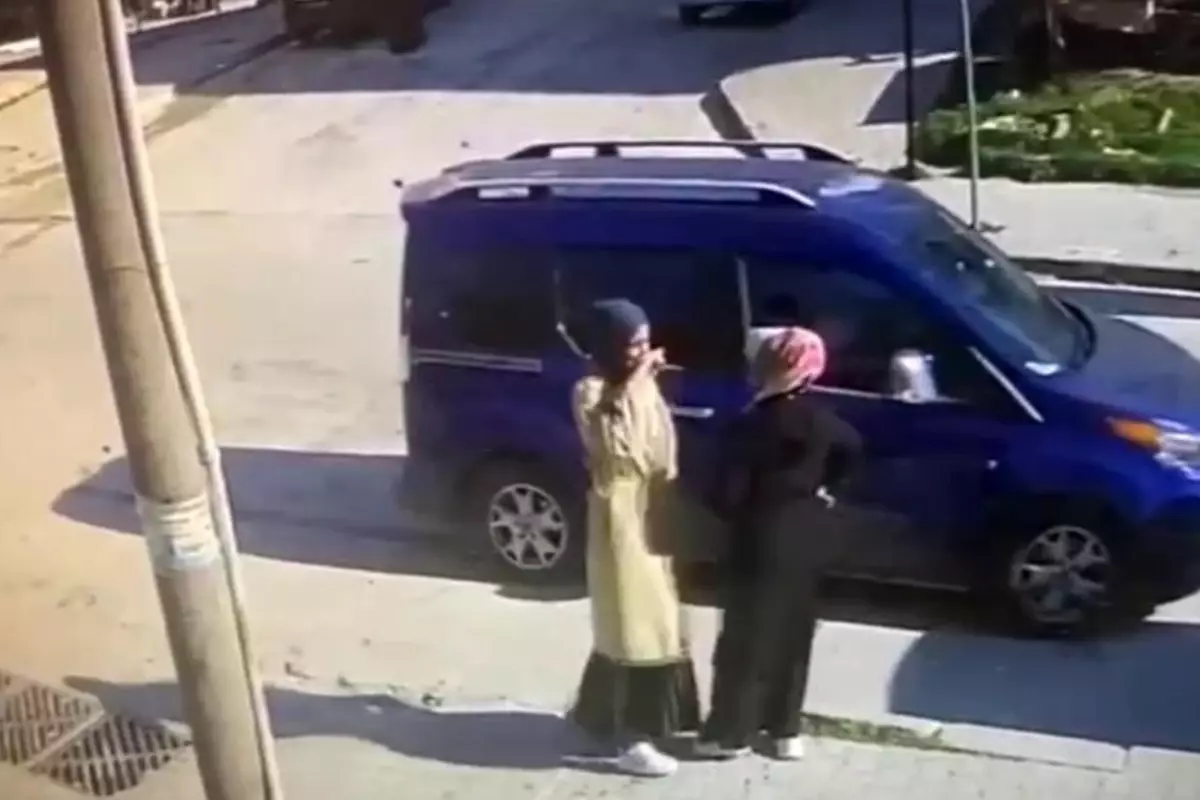 Sokak ortasında dehşet! Yenge durdurdu, ağabey arabaya attı