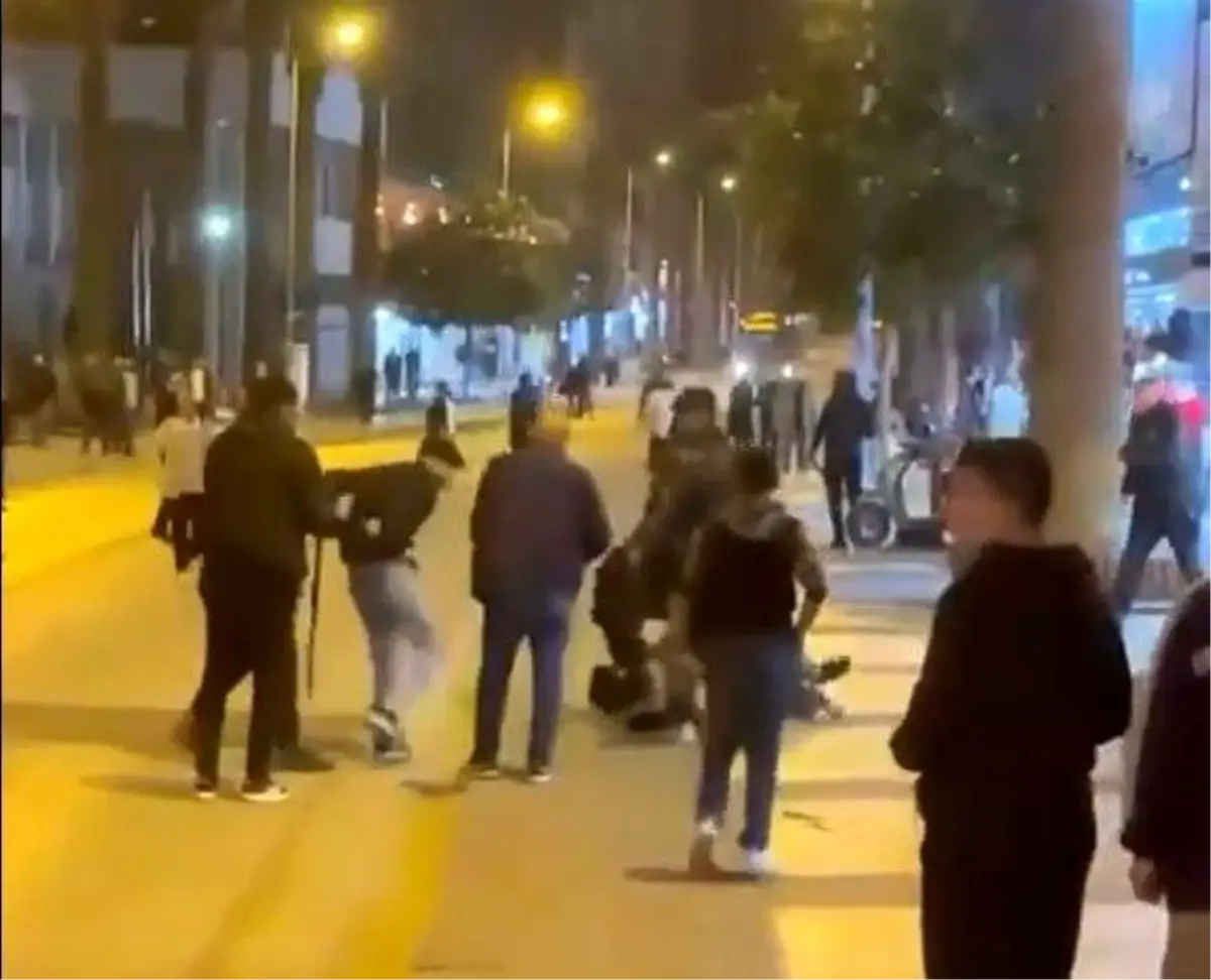 Denizli\'de Gençler Arasında Bıçaklı Kavga