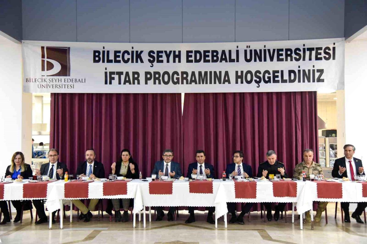 BŞEÜ\'de İftar Buluşması