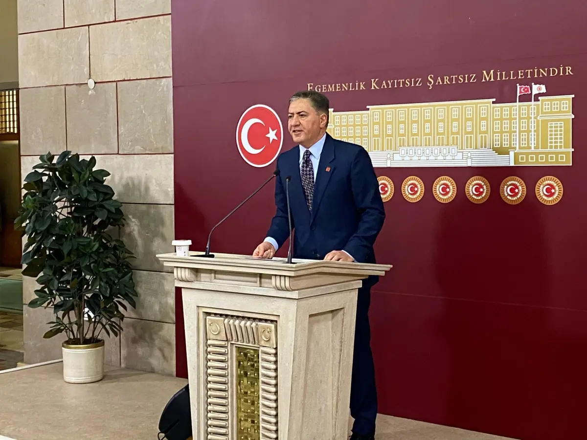 CHP\'den Erdoğan\'a \'\'Turpun büyüğü dökülmedi\'\' yanıtı