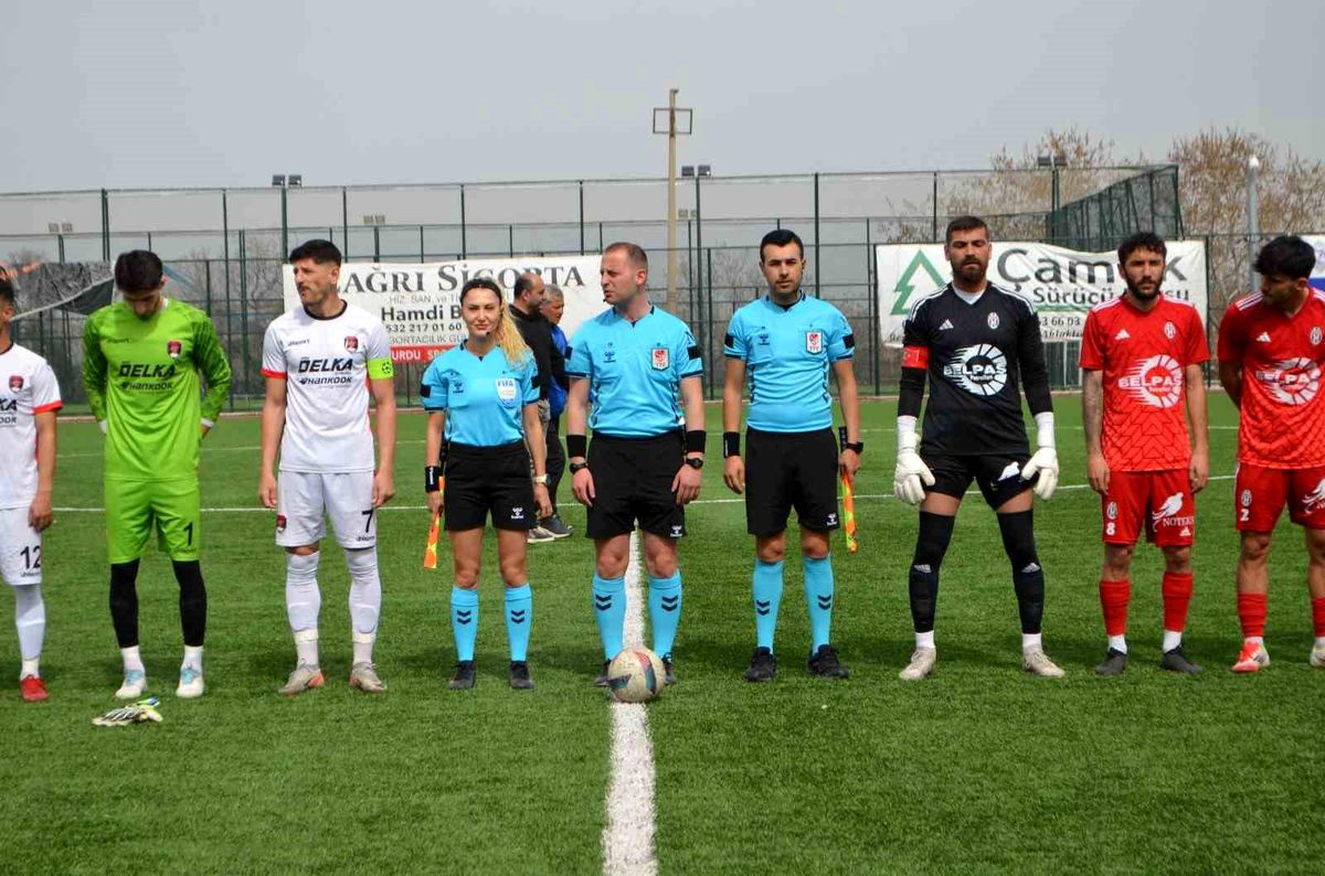 Denizli İdman Yurdu, galibiyet serisini Bucak ile sürdürdü