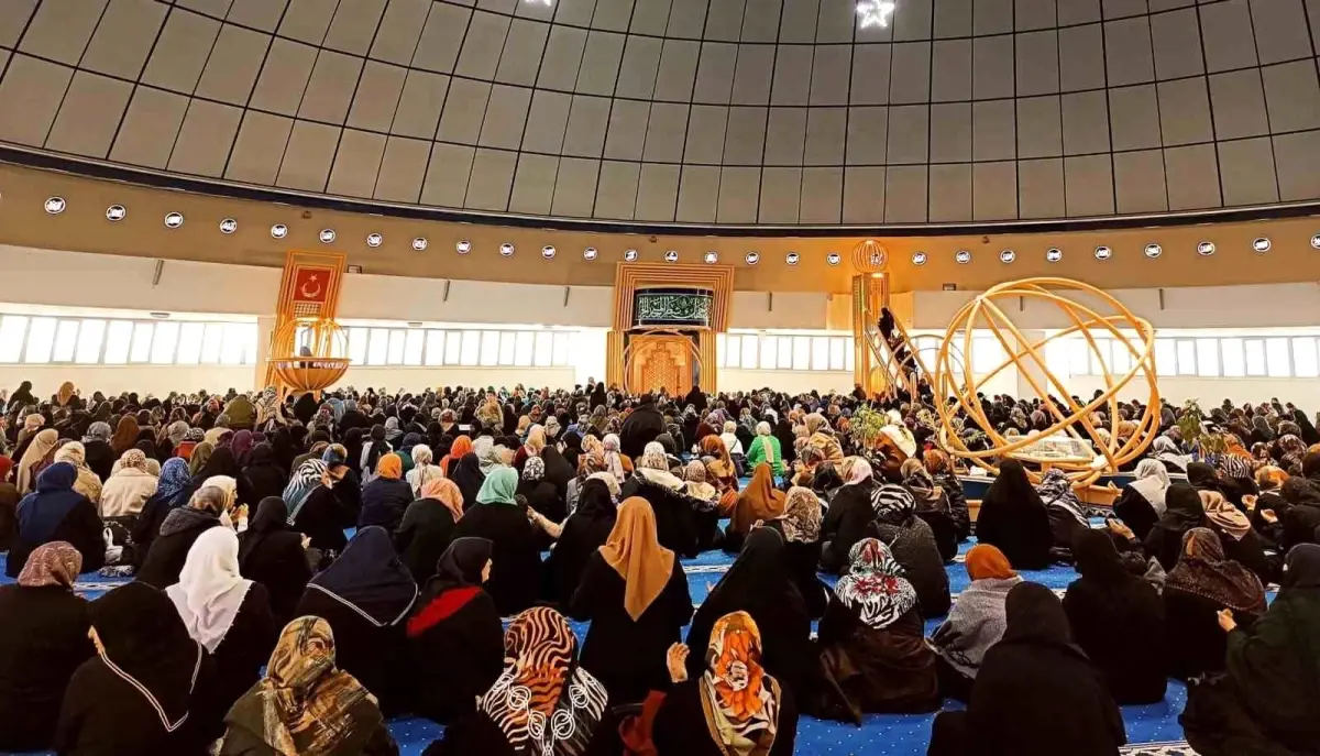 Erzincan\'da Hanımlara Özel Kadir Gecesi