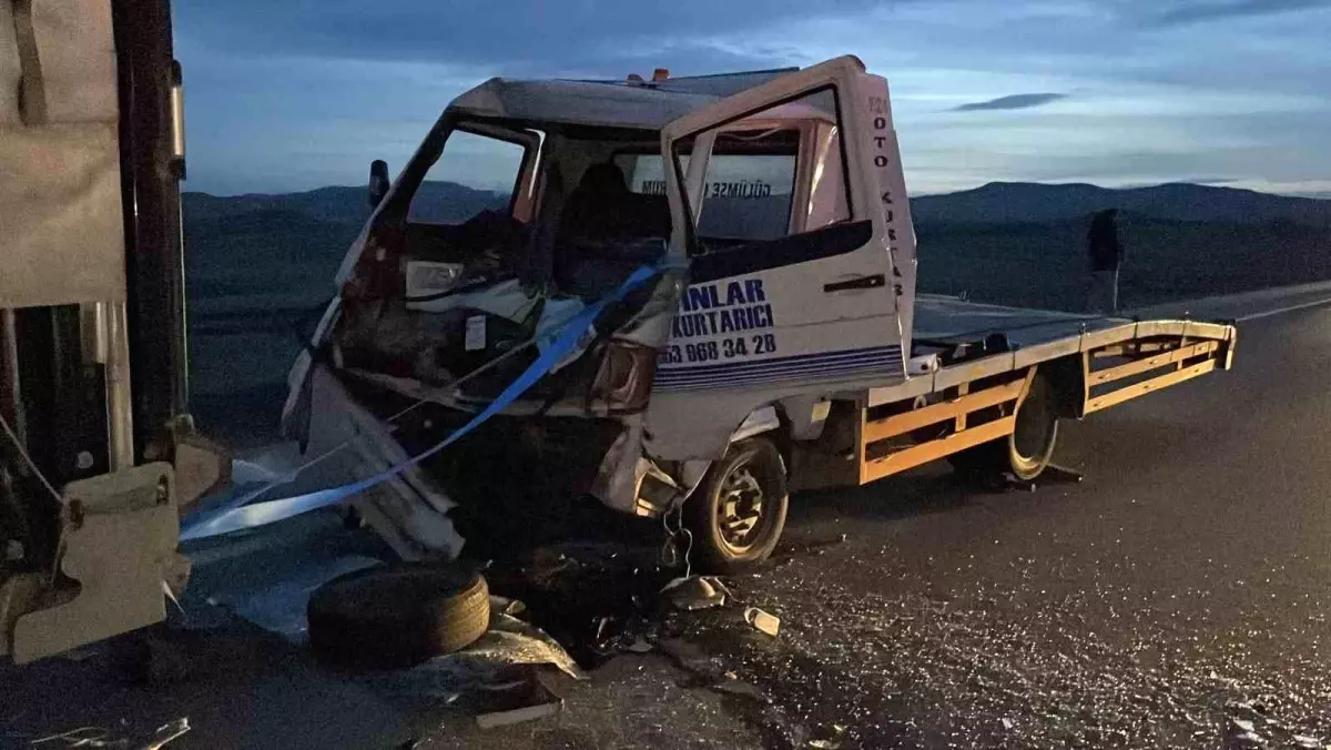 Sivas\'ta Traktör ve Tır Kazası