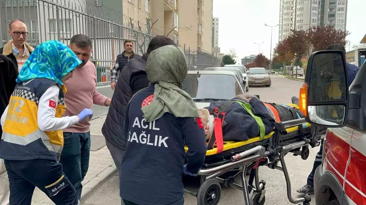 Bursa\'da İşçi İskelenin Devrilmesiyle Yaralandı