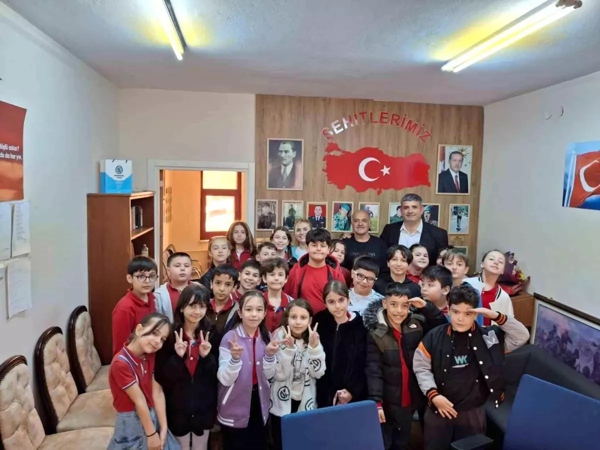 Bozüyük\'te 4. sınıf öğrencilerinden şehit ailelerine ve gazilere duygulandıran mektup
