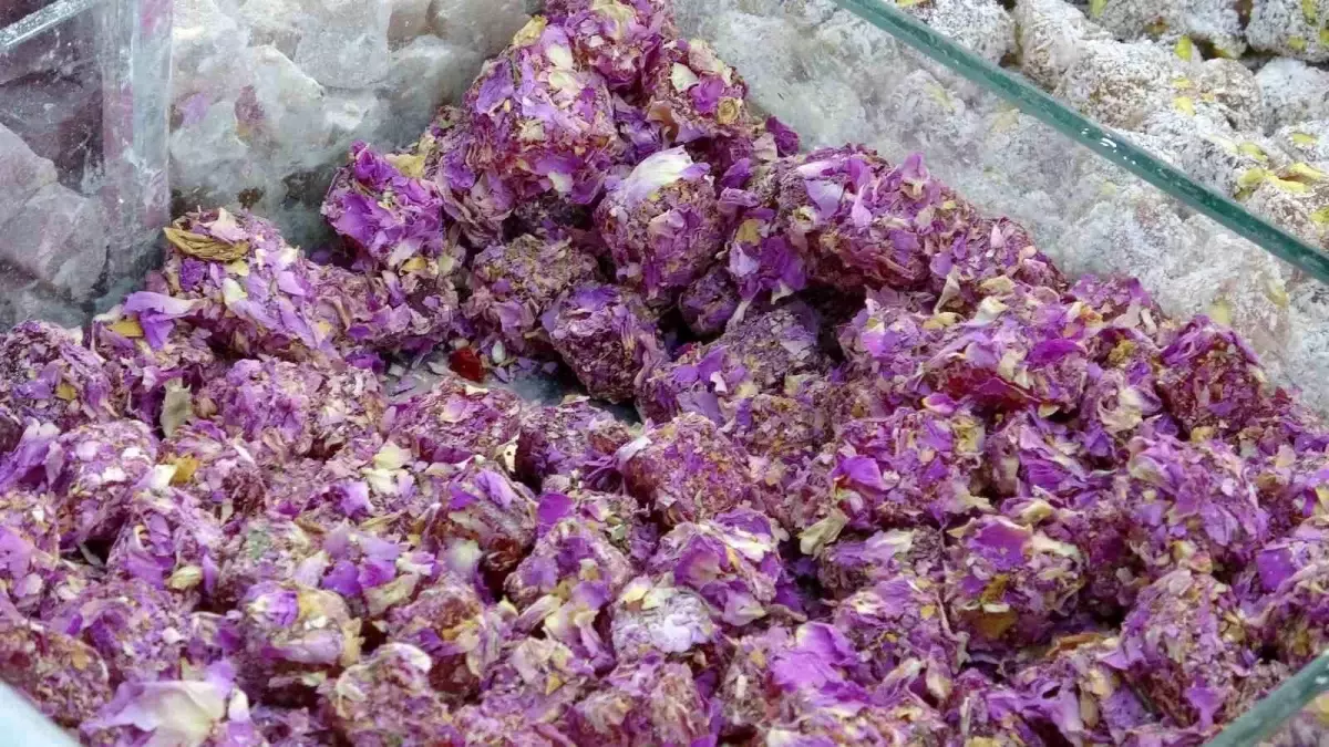 Isparta Gül Lokumuna Bayram Talebi