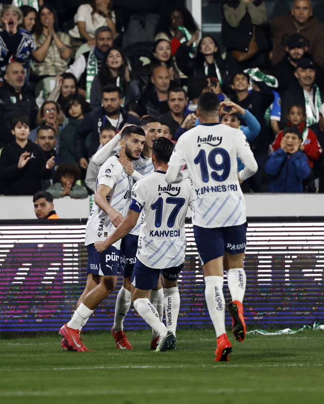 Kanarya'dan gol şov! Fenerbahçe, Bodrum FK'yı sahadan sildi