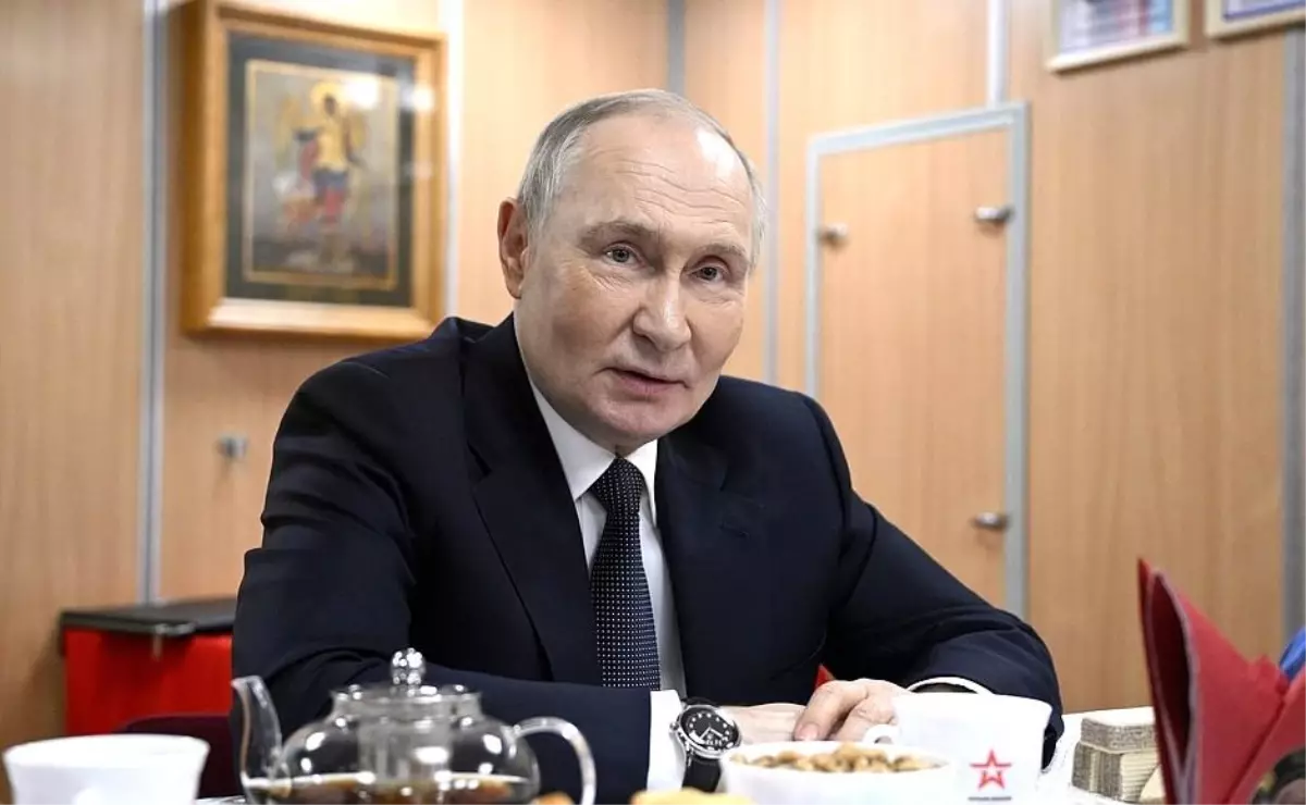 Putin\'den Ukrayna\'ya Geçici Yönetim Önerisi