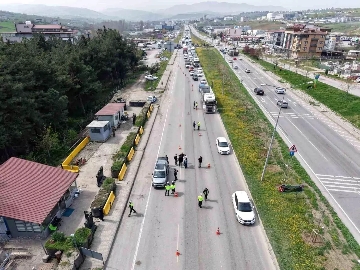 Samsun\'da Bayram Öncesi Trafik Denetimleri Artırıldı