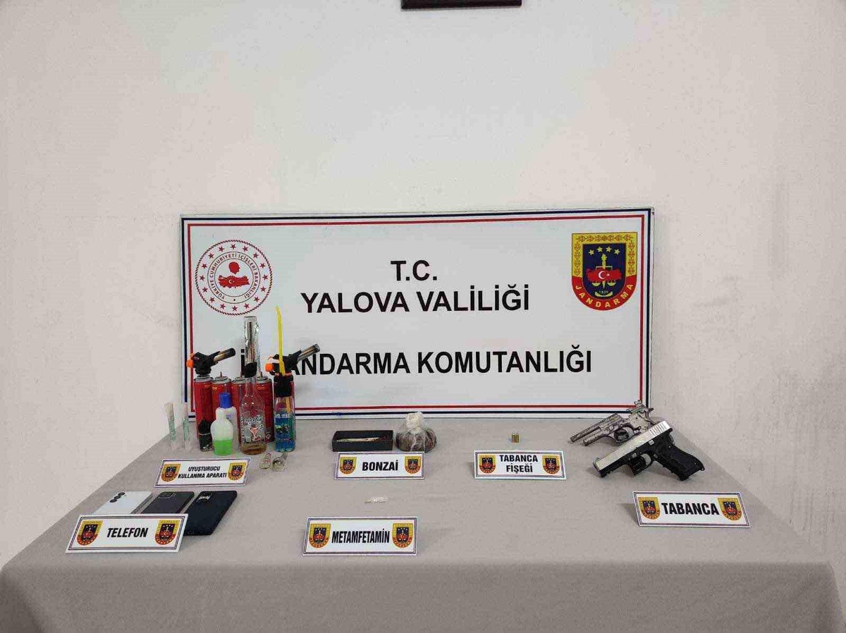Yalova\'da Uyuşturucu Operasyonu: 4 Gözaltı