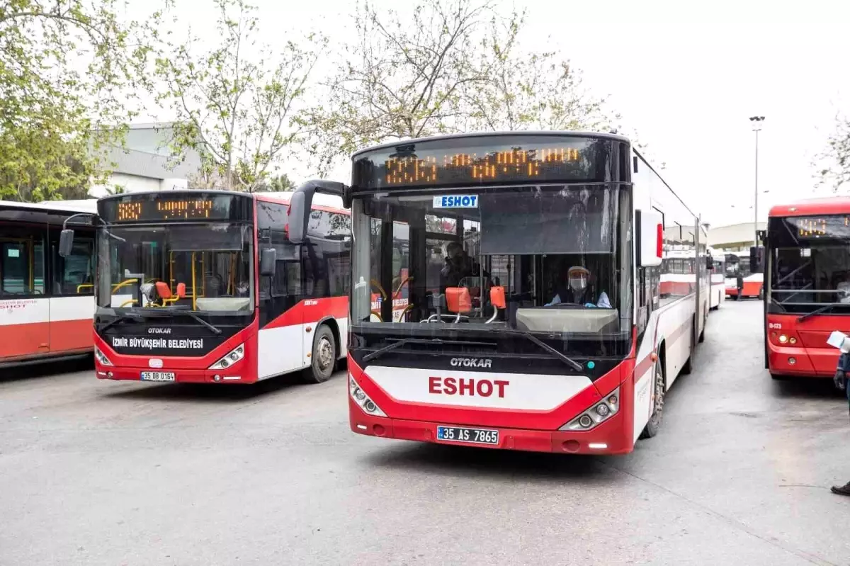 İzmir\'de Ramazan Bayramı Boyunca Toplu Ulaşım Ücretsiz