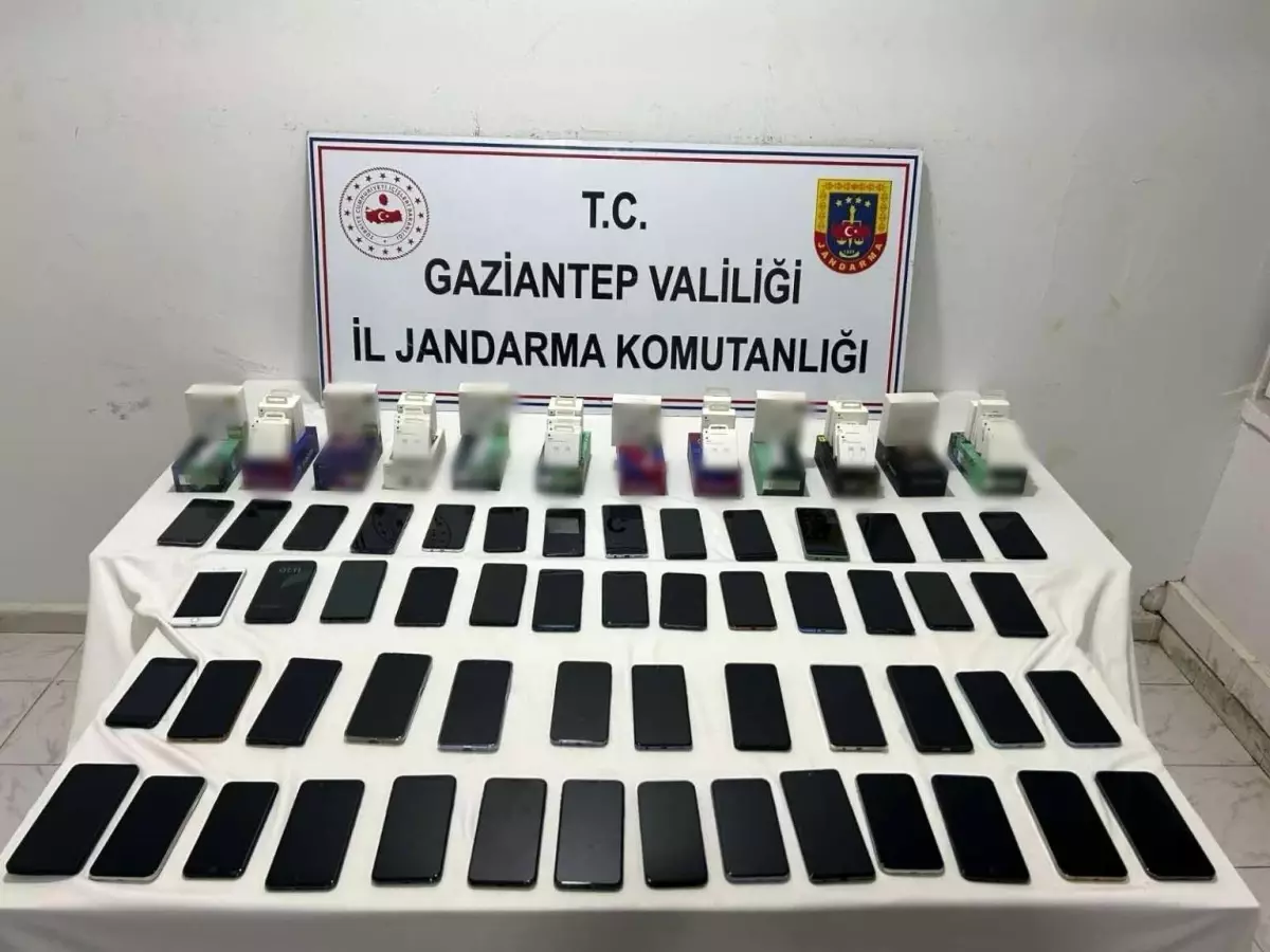 Gaziantep\'te 2.7 Milyon TL\'lik Kaçak Elektronik Ele Geçirildi