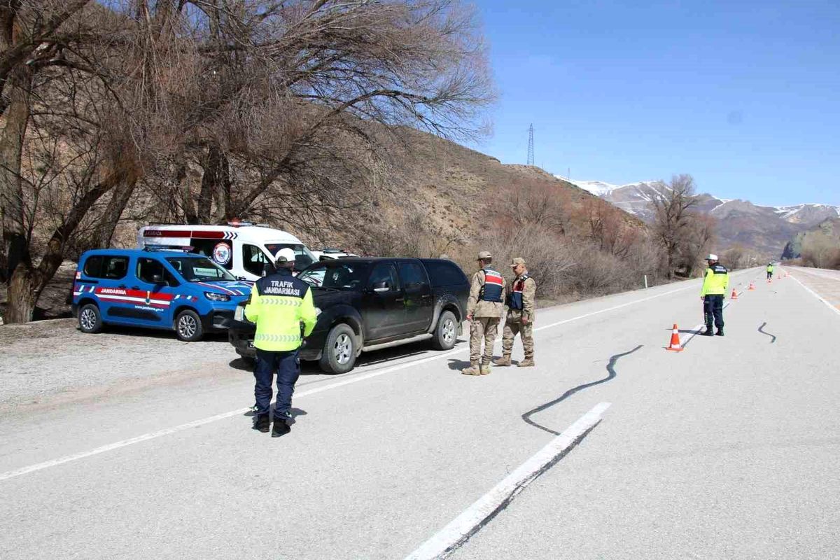 Erzurum\'da Bayram Güvenliği Artırıldı