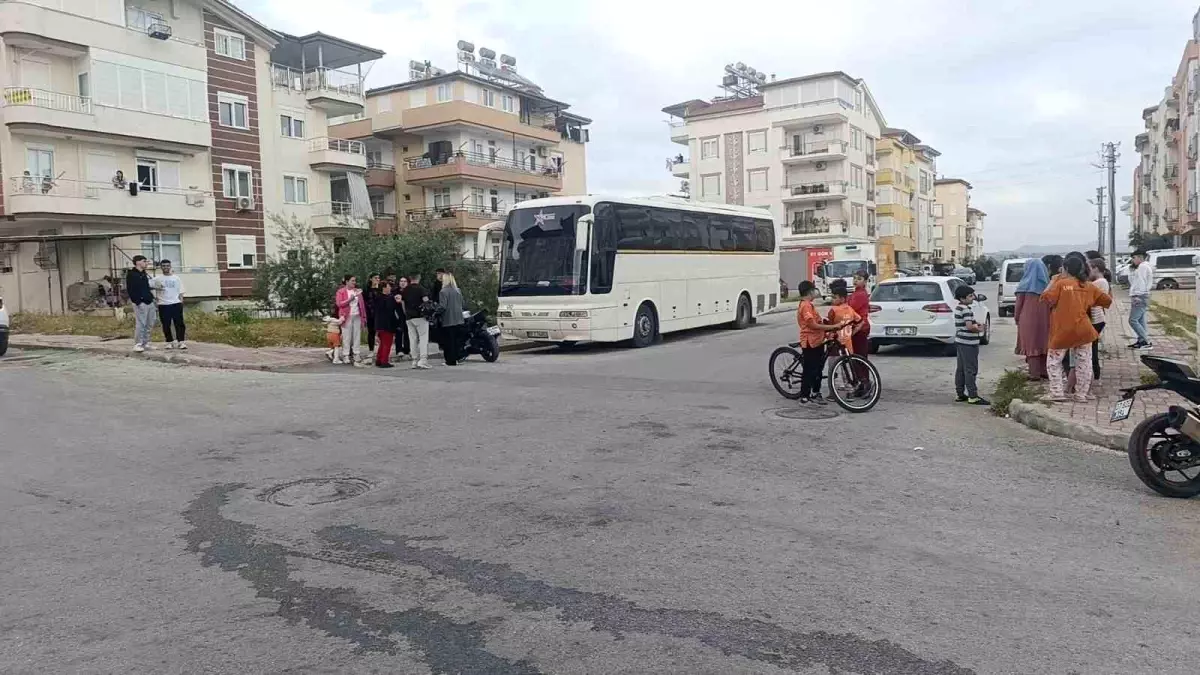 Manavgat\'ta motosiklet kazası: Sürücü yaralı