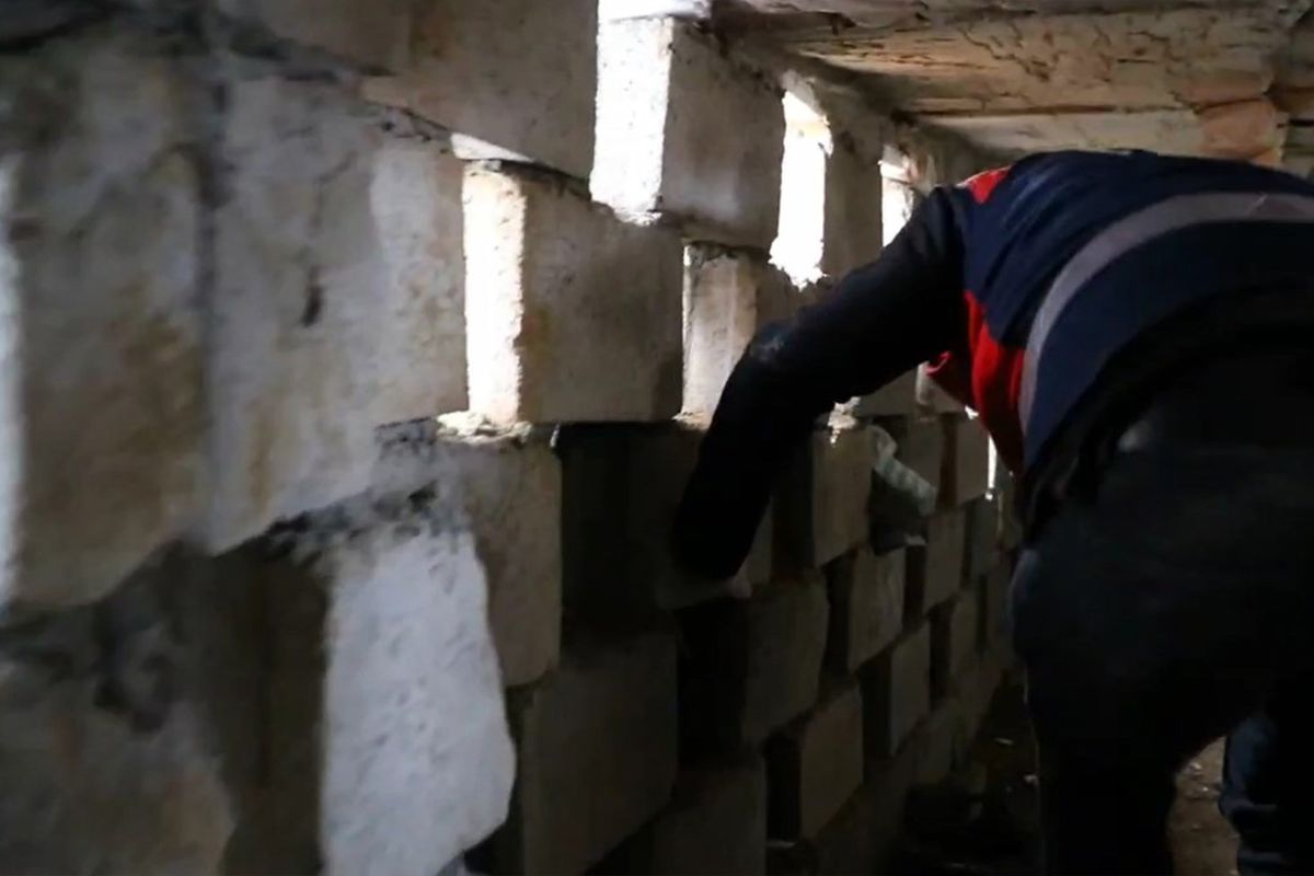 Rize\'de aranan şüpheli gizli tünelde yakalandı