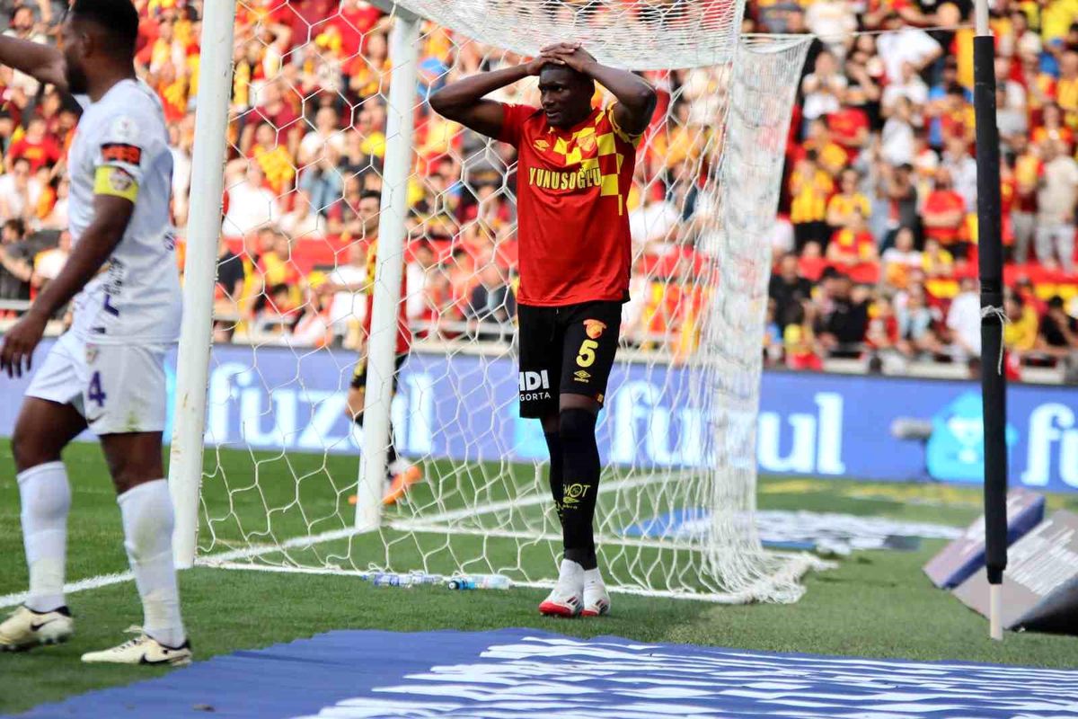 Göztepe Galibiyete Hasret