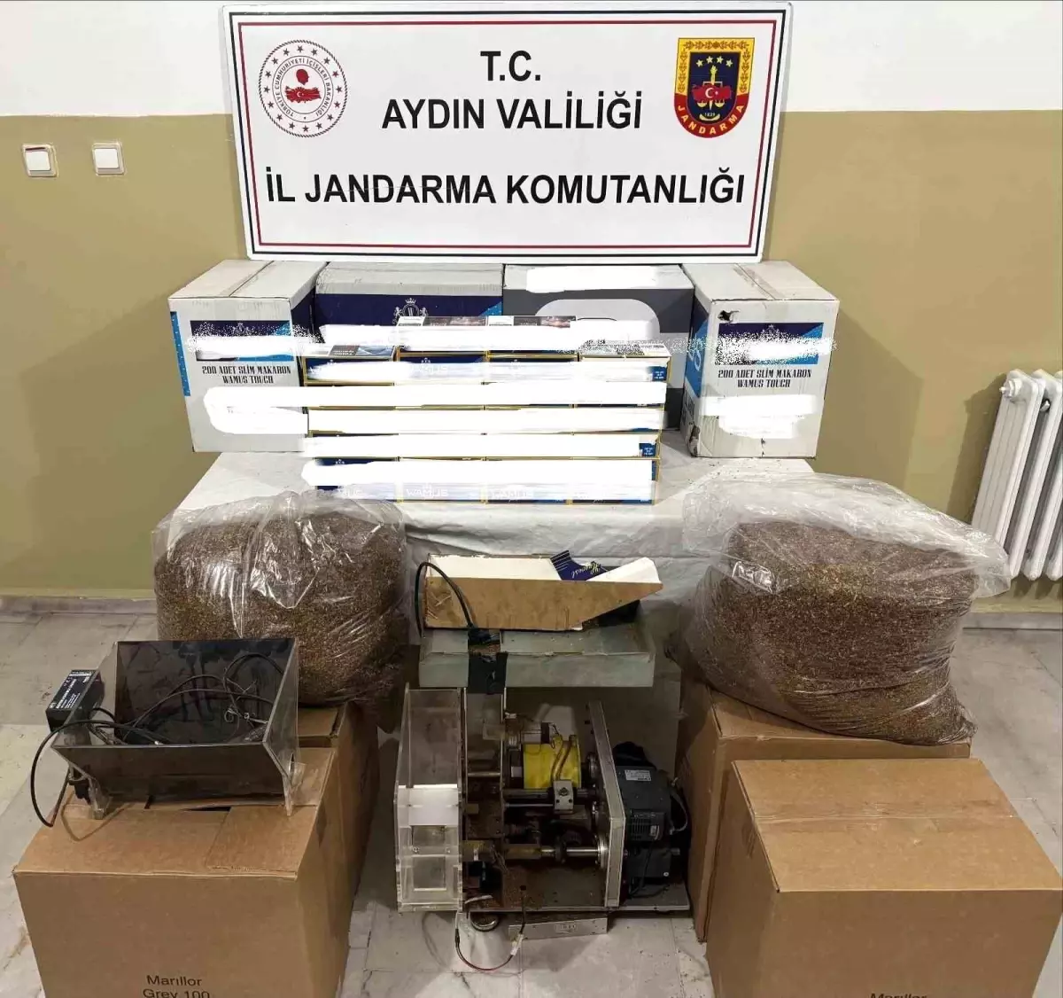 Aydın\'da Kaçak Tütün Operasyonu