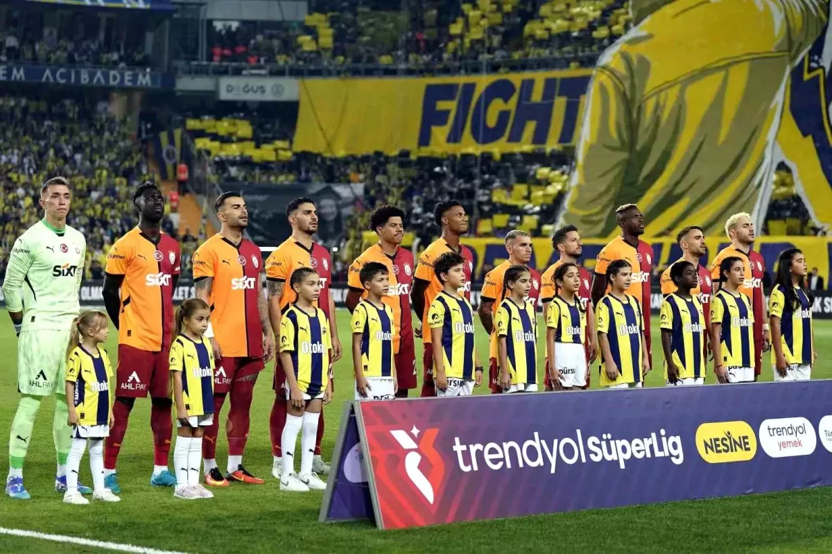 Galatasaray Kadıköy\'de Fenerbahçe\'ye Üstün