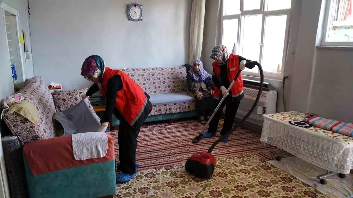 Kahramanmaraş\'ta Yaşlılara Bayram Desteği
