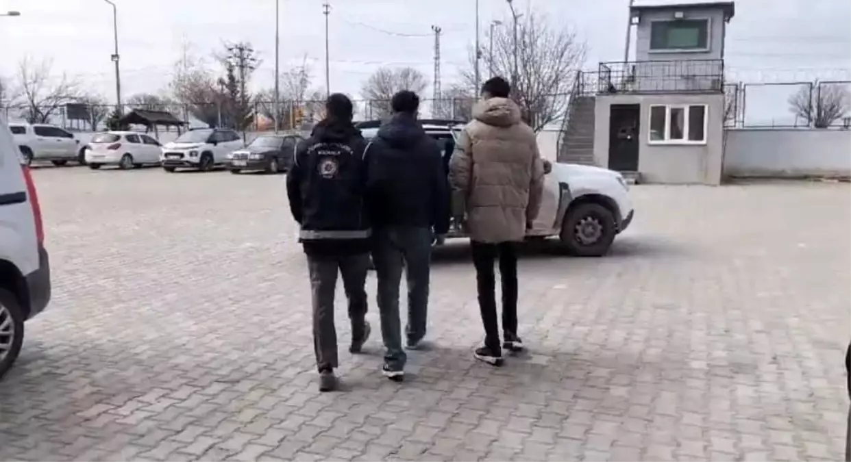 Van\'da Göçmen Kaçakçılığına Operasyon