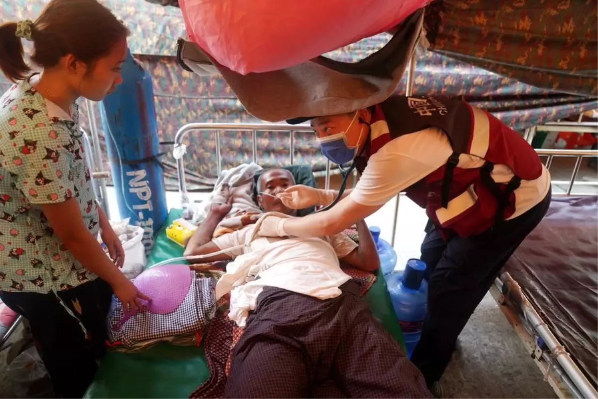 Myanmar\'daki Depremde Çin\'den Kurtarma Ekipleri