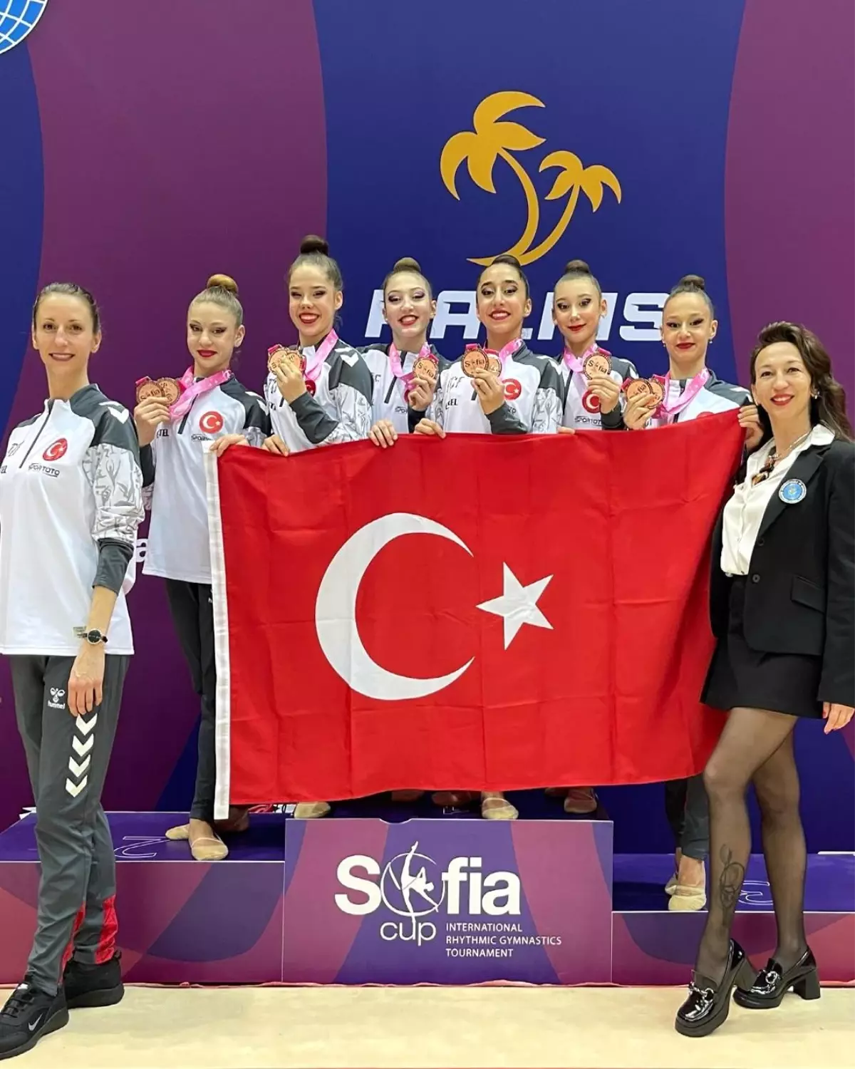 Antalyasporlu Cimnastikçiler Sofya Cup\'ta 2 Bronz Madalya Kazandı