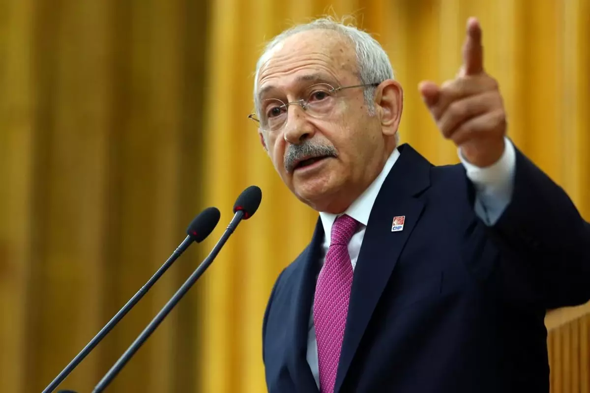 CHP\'de Kılıçdaroğlu\'nun yeniden adaylığı için delegelerden imza toplanmaya başlandı