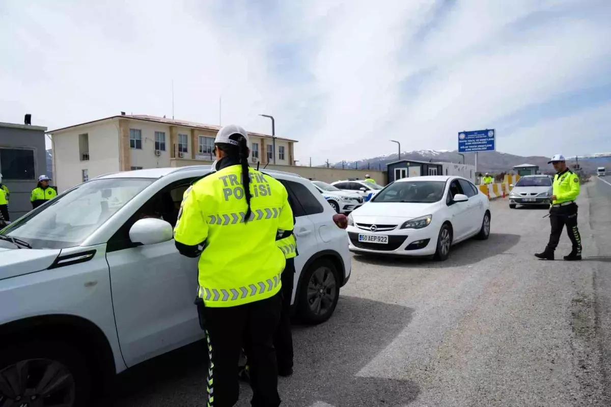 Erzincan\'da Bayram Trafik Denetimleri