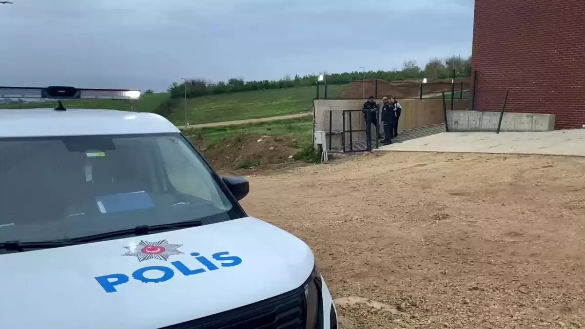 Kocaeli\'de Namus Davası Kavgası