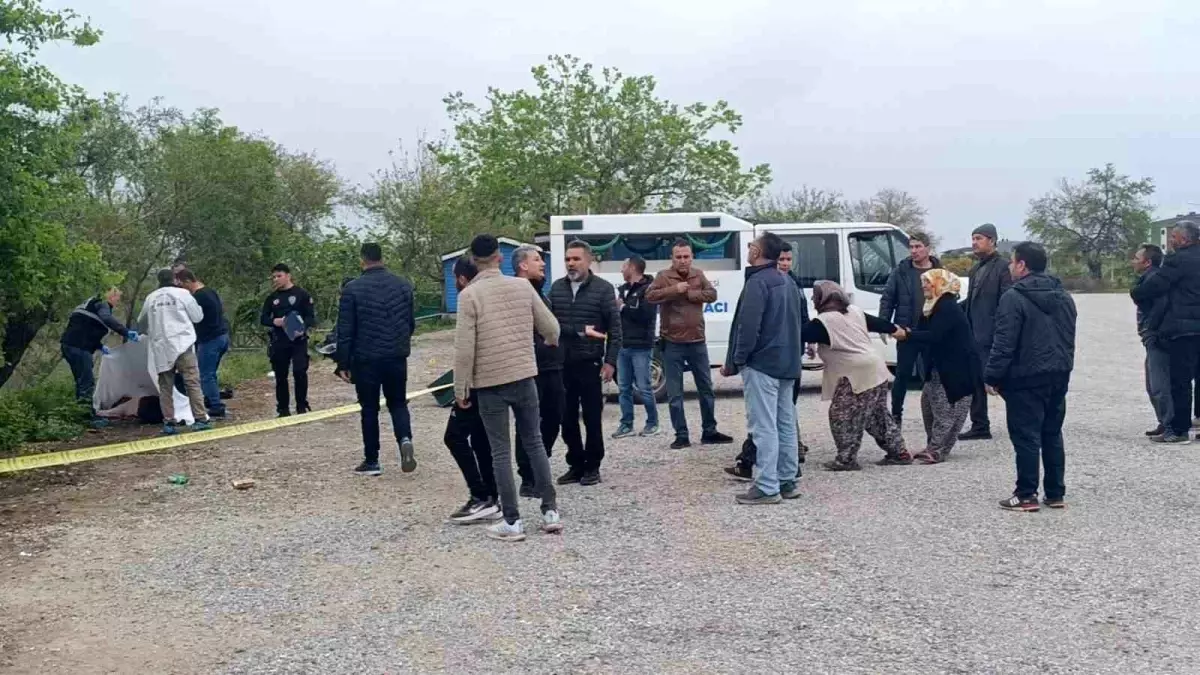 Antalya\'da Gençler Arasında Bıçaklı Kavga: 1 Ölü, 1 Yaralı