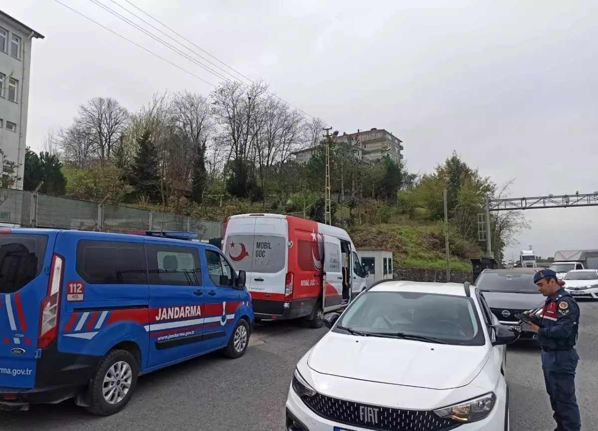 Zonguldak\'ta Güvenlik Denetimleri: 54 Gözaltı