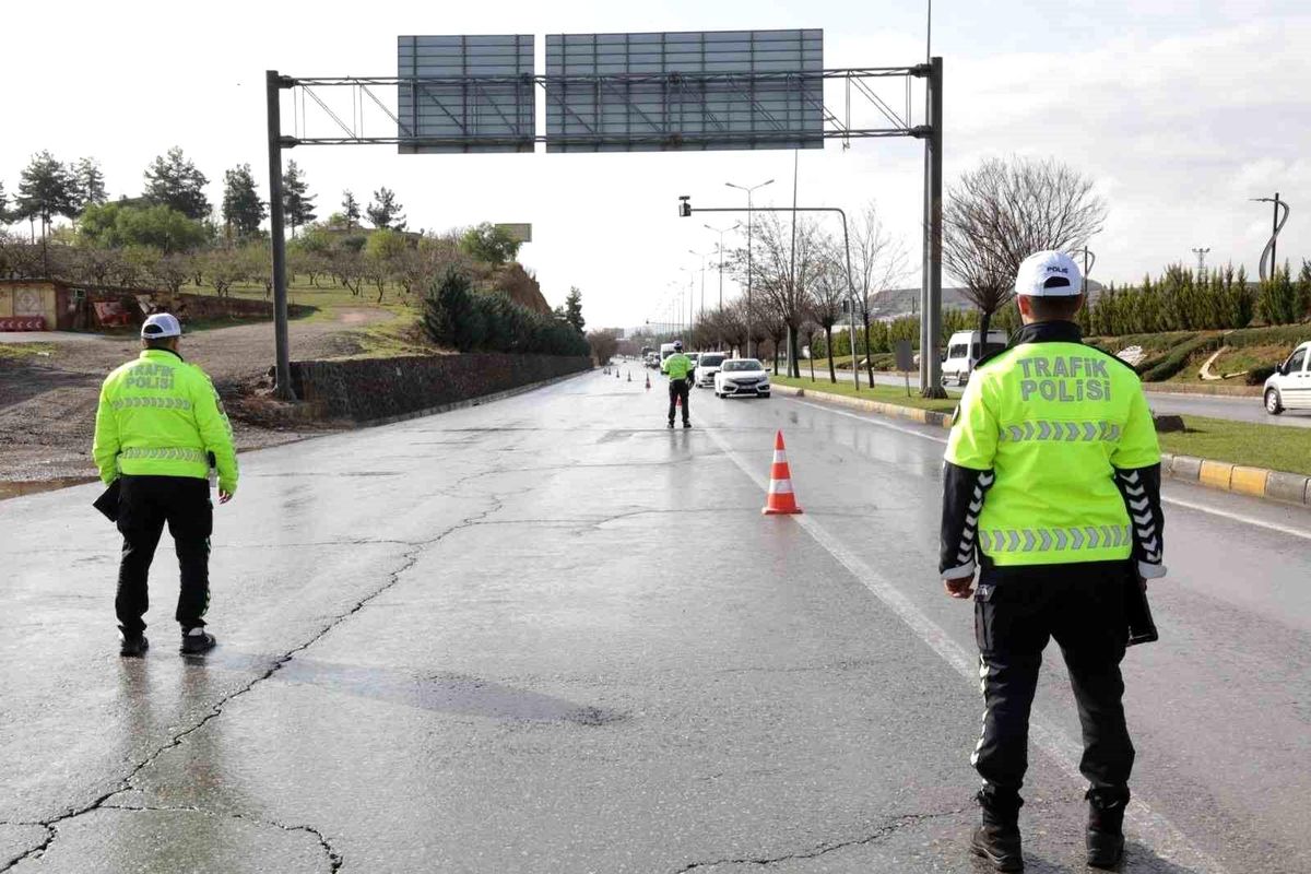 Gaziantep\'te Trafik Denetiminde 81 Bin Ceza