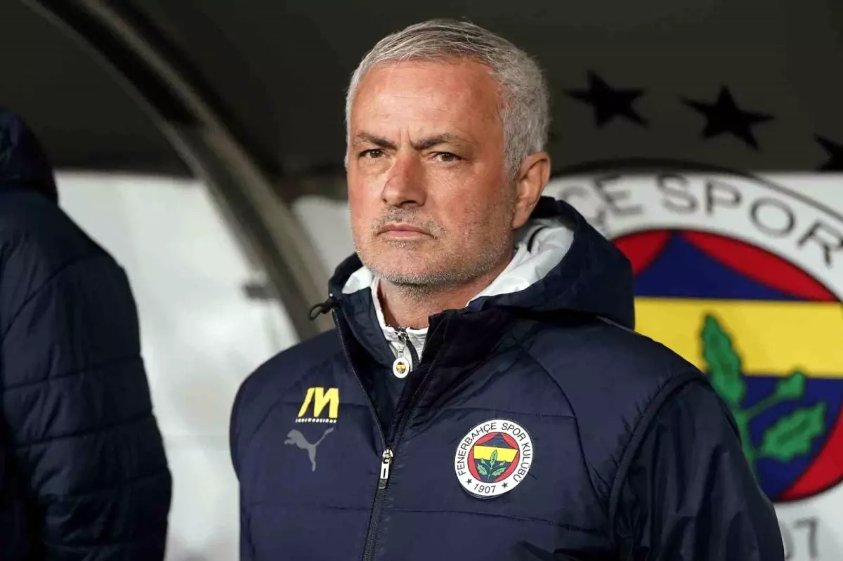 Fenerbahçe\'de Derbi Öncesi Değişiklikler