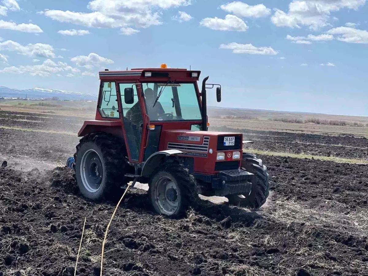 Kars\'ta Çiftçiler Bahar Ekimine Başladı