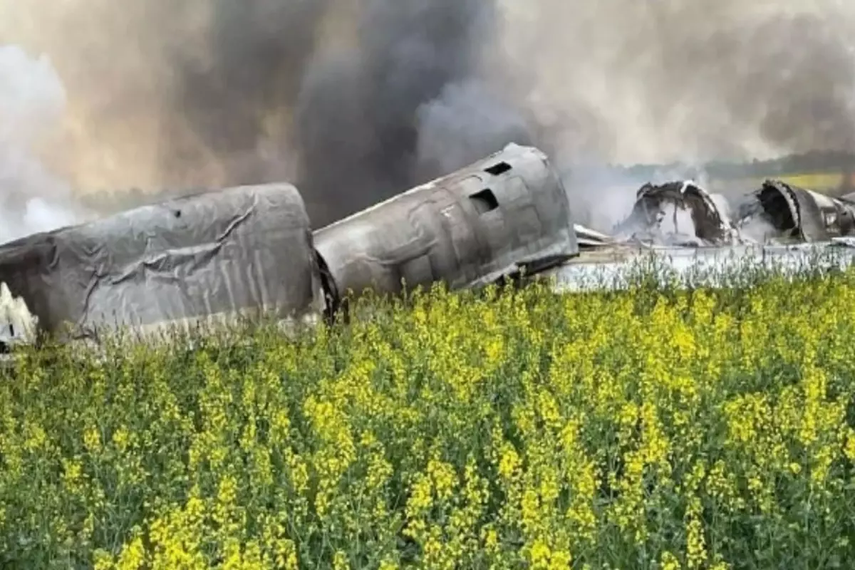 Rusya\'da stratejik bombardıman uçağı düştü: 1 ölü
