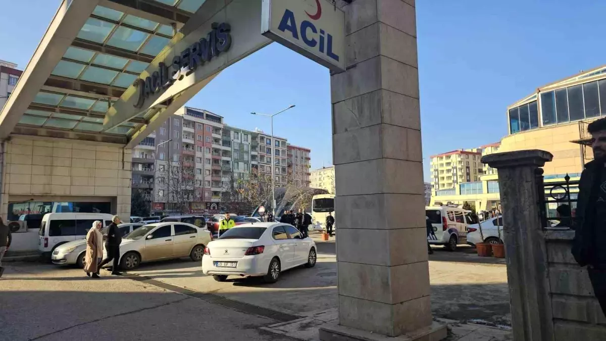 Siirt\'te Kadın 4. Kattan Düştü