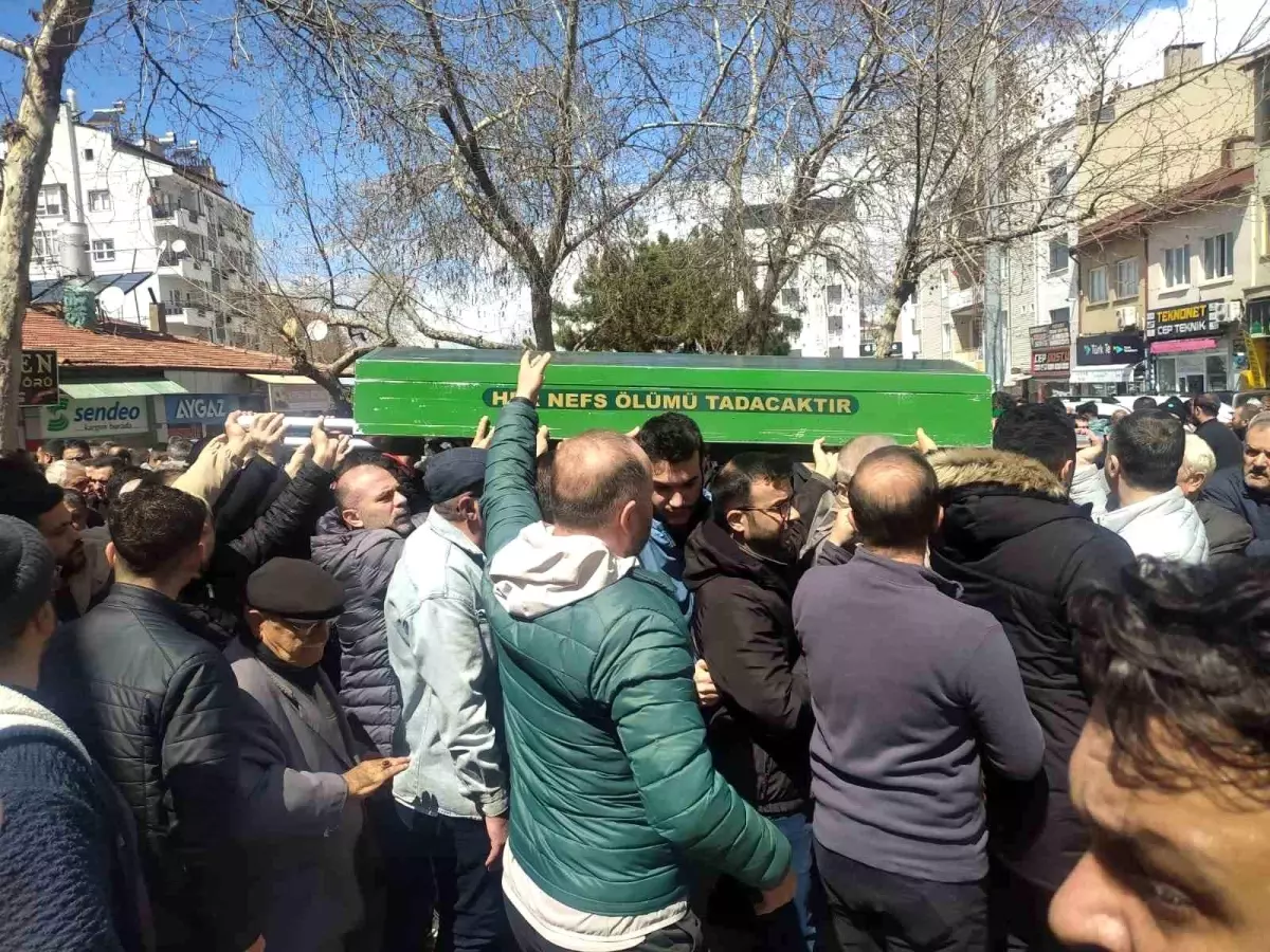 10 Yaşındaki Zehra Sare Hayatını Kaybetti