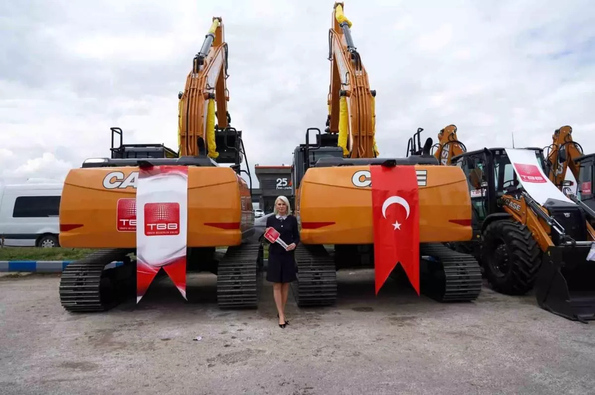 Bilecik Belediyesi\'ne Hibe Ekskavatör Kazandırıldı