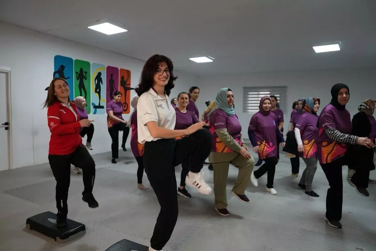 Kocaeli\'de Obezite ile Mücadele Programı Başarıyla Devam Ediyor