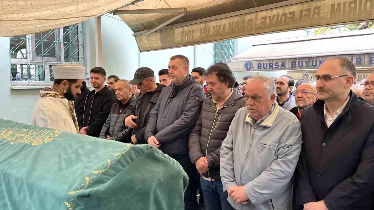 Uludağ\'da Yangın: Usta Ailesi Toprağa Verildi