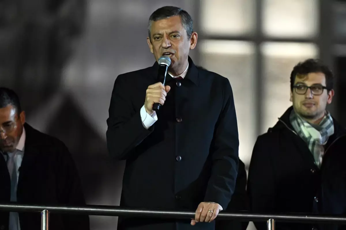 İlk \'\'boykot\'\' anketinde Özgür Özel\'e soğuk duş! Çıkan sonuçlar dikkat çekici