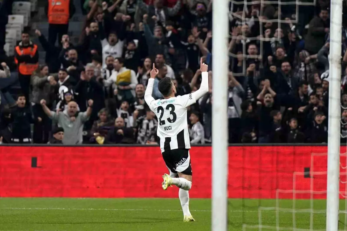 Beşiktaş, Göztepe\'ye Yenildi