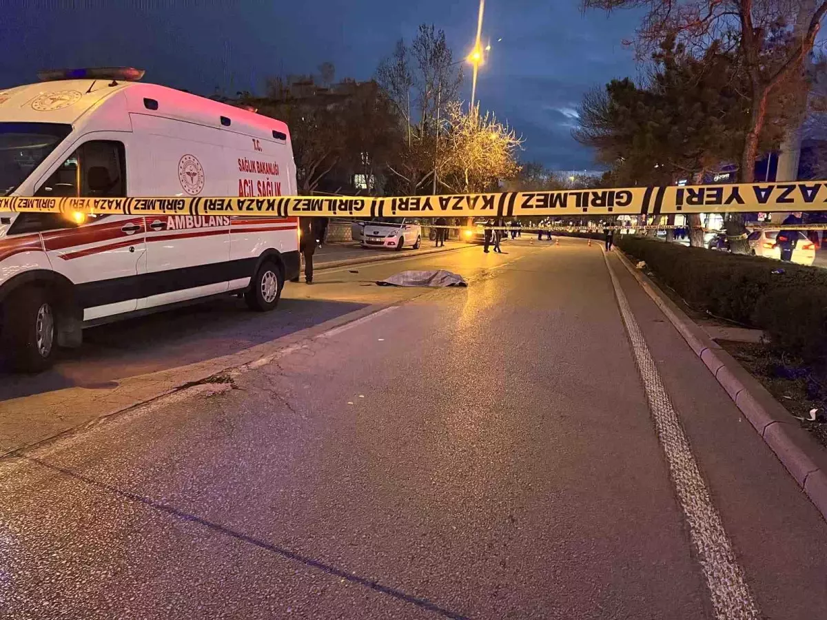 Konya\'da Kadın Trafik Kazasında Hayatını Kaybetti