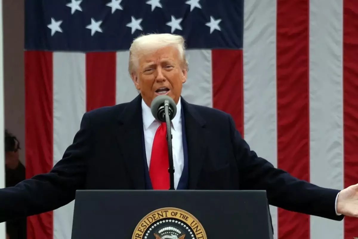 Trump\'ın gümrük vergileri ABD\'ye pahalıya patladı! Borsadaki 1 günlük kayıp öyle böyle değil!