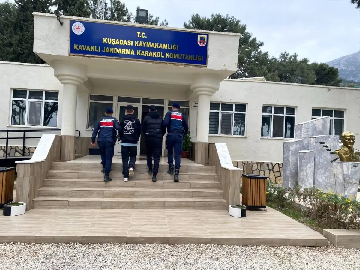 Yüzerek Sisam\'a Geçmeye Çalışan 2 Göçmen Yakalandı