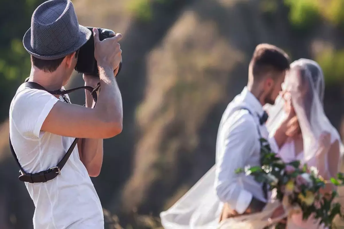 Düğünde çektiği fotoğraf ve videoları evli çifte teslim etmeyen fotoğrafçıya rekor ceza