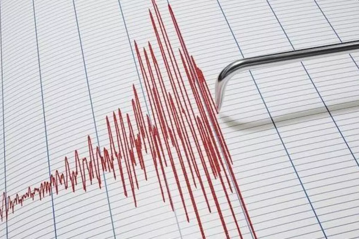 Papua Yeni Gine\'de 6.9 büyüklüğünde deprem