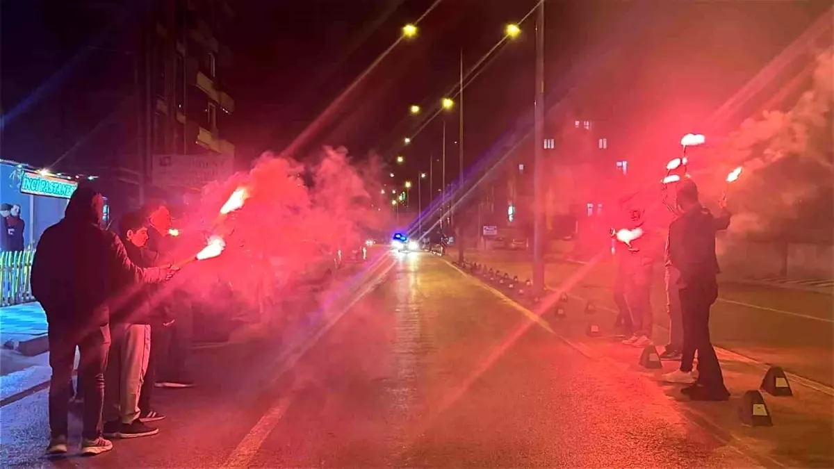 Eskil\'de Polisi 180. Yılında Gençler Karşıladı