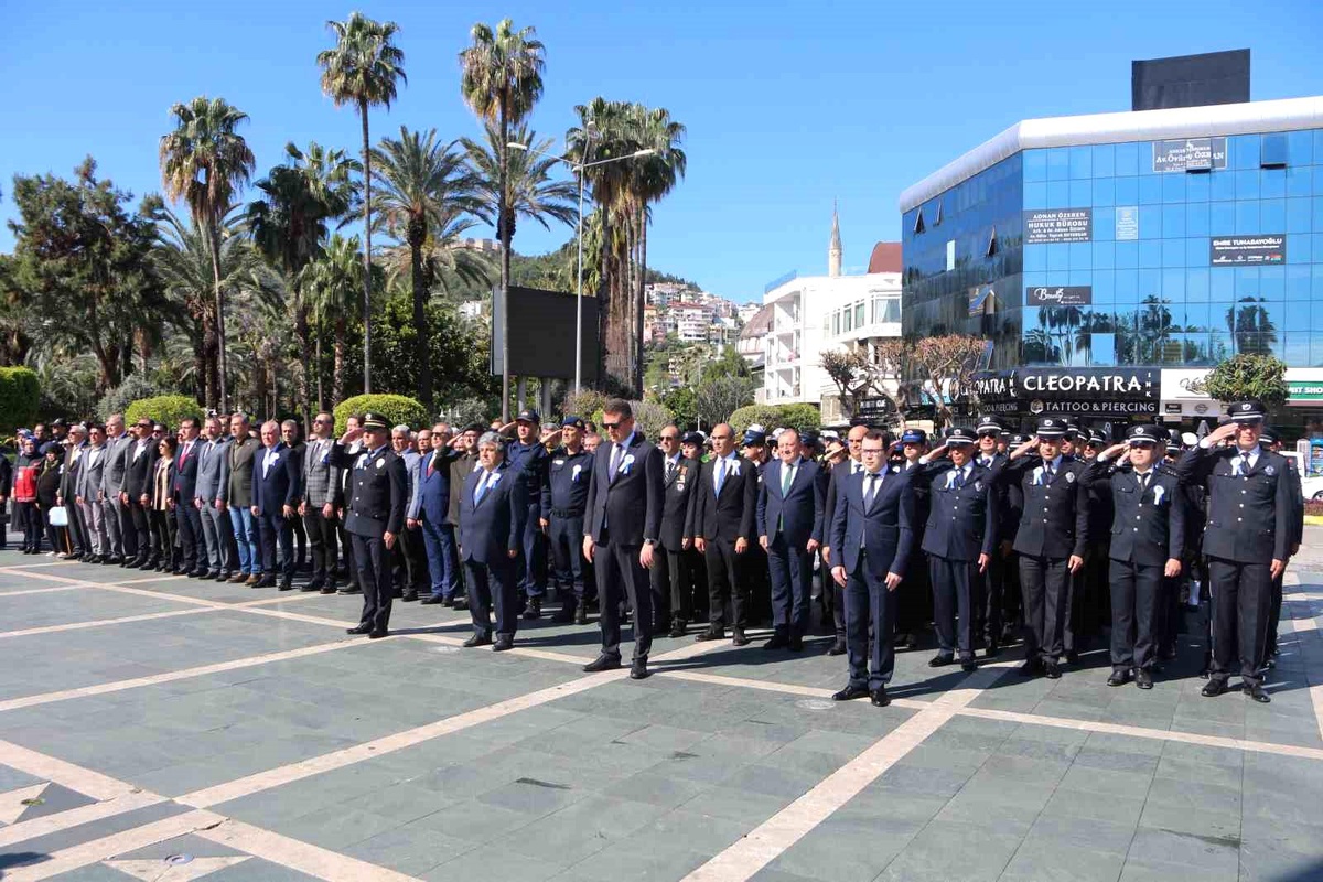 Alanya\'da Polis Teşkilatının 180\'inci kuruluş yıl dönümü kutlandı