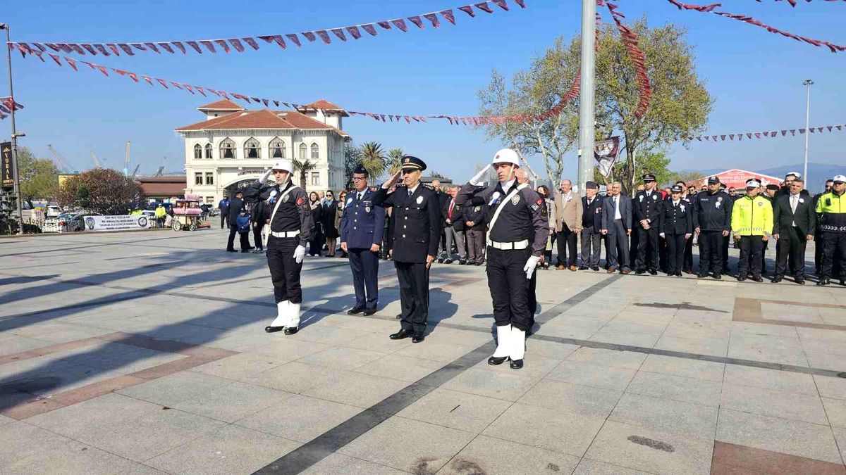 Bandırma\'da Polis Haftası kutlandı